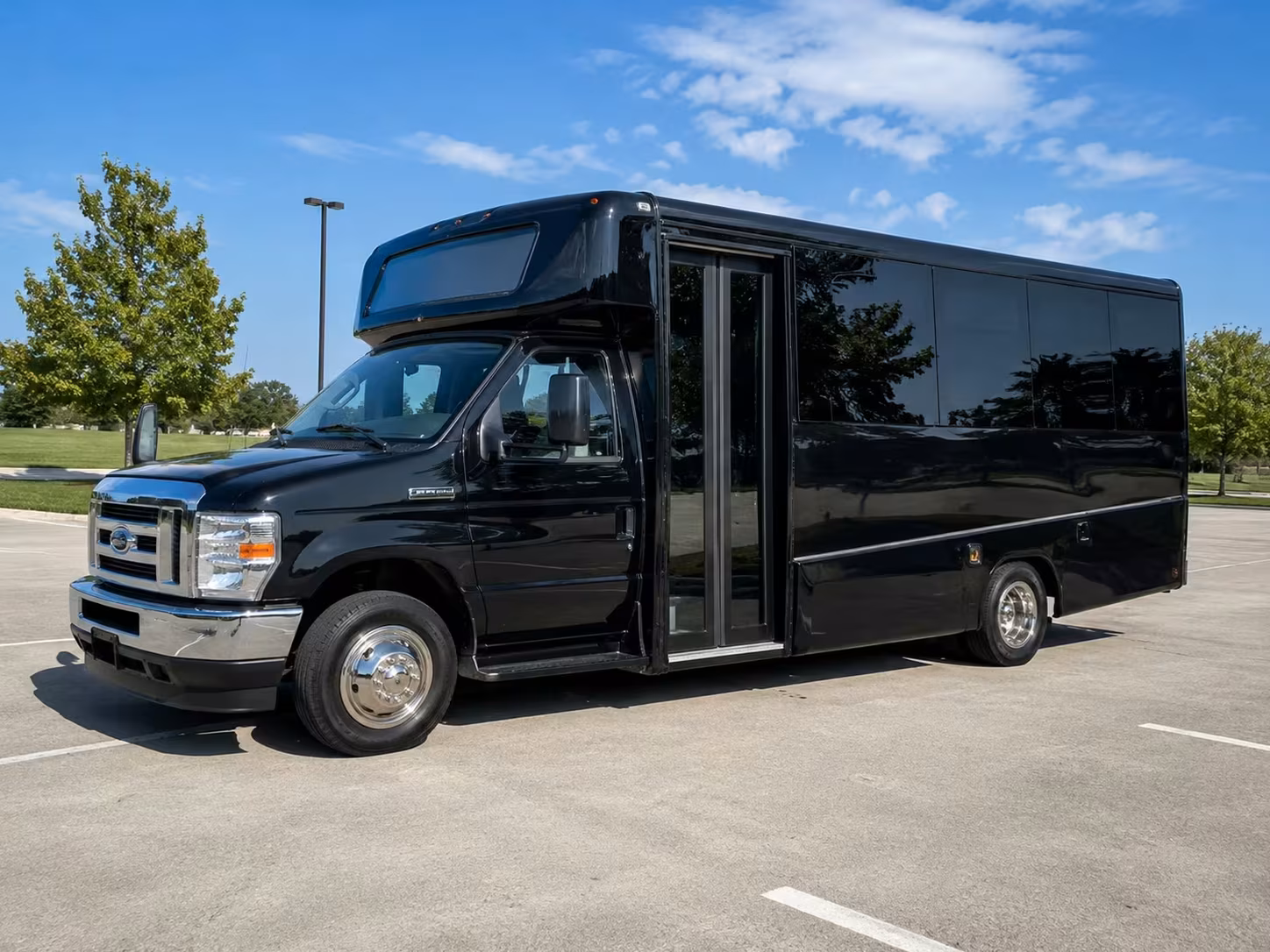 15 passenger minibus