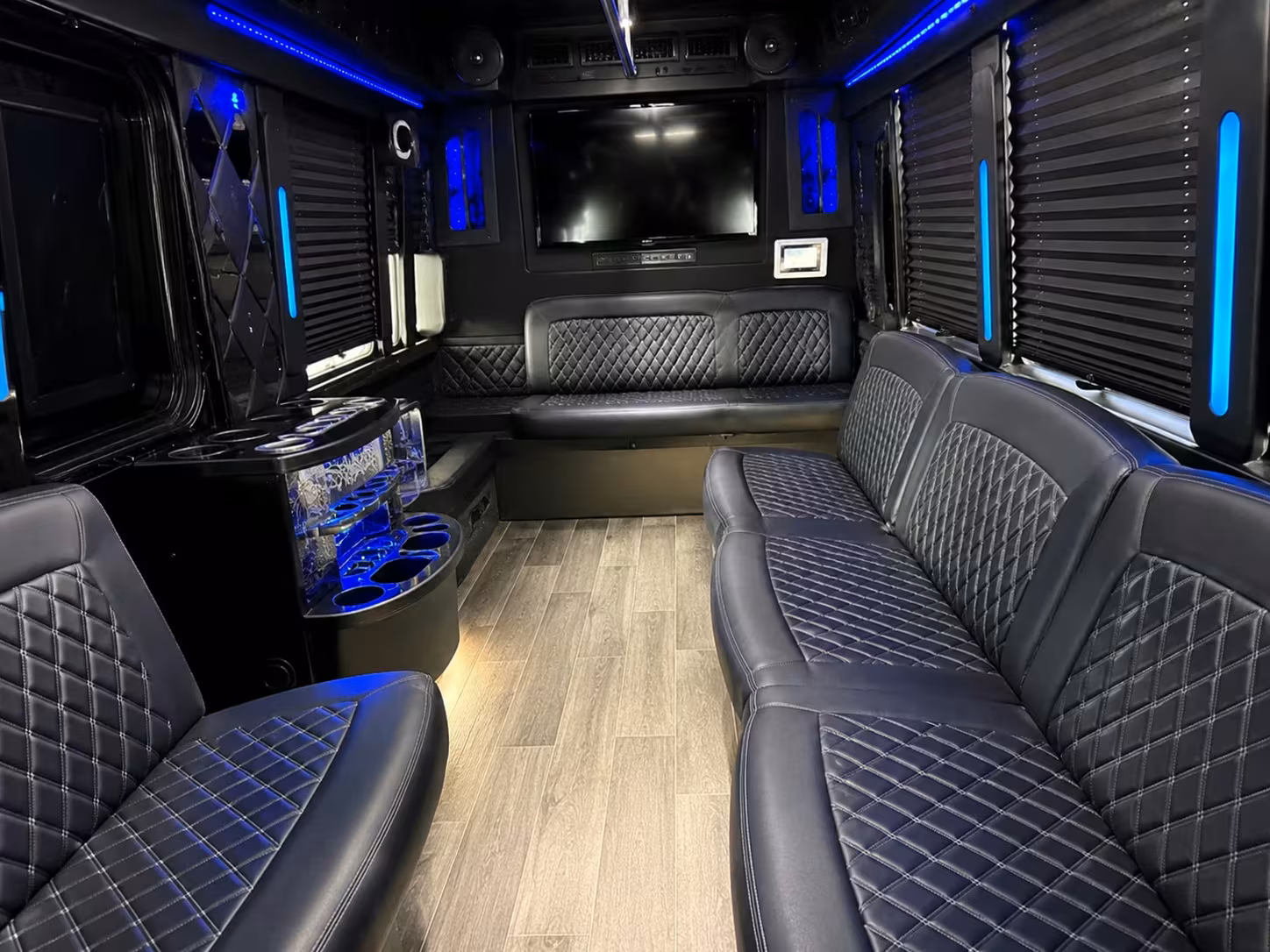 party bus transportation for prom night in providence