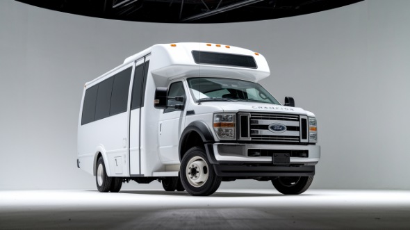 15 passenger minibus